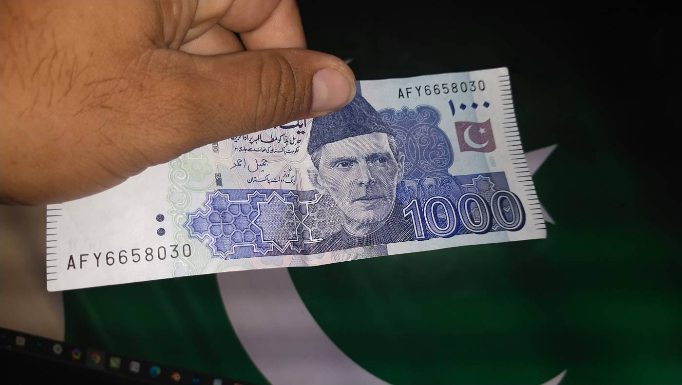 Pakistan Rupisi